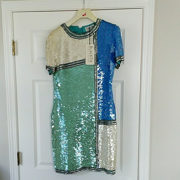 Oleg Cassini Dresses & Skirts - Aquamarine Oleg Cassini Silver beads Dress Size 10